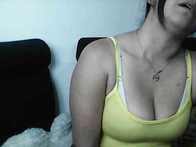 XiomaraSmith4 webcam
