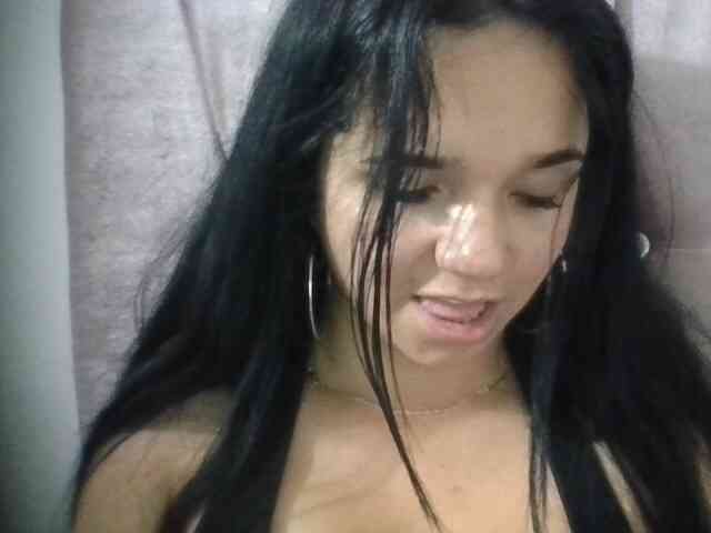 XiomaraSmith4 webcam