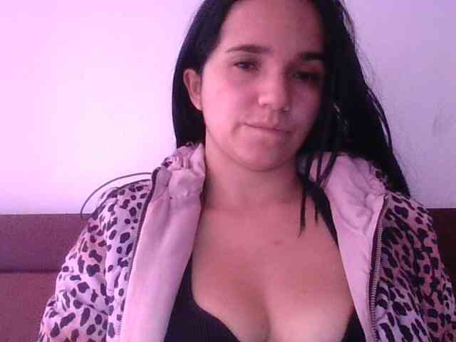 XiomaraSmith4 webcam
