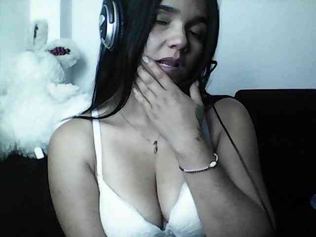 XiomaraSmith4 XiomaraSmith4