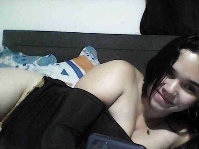 XiomaraSmith4 webcam