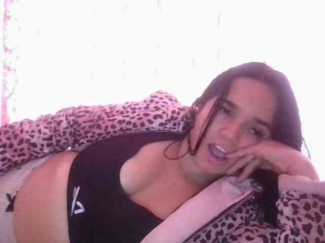 XiomaraSmith4 webcam