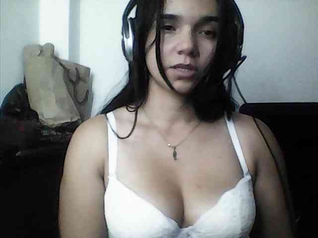 XiomaraSmith4 webcam