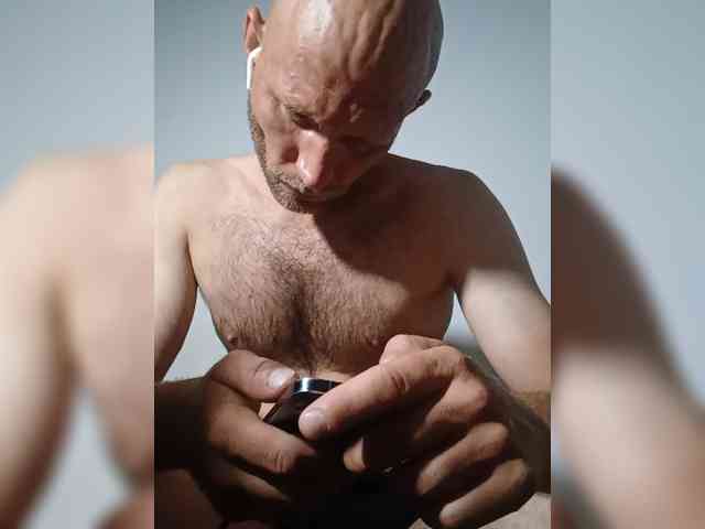Ihor5550-1 Live Webcam on BongaCams