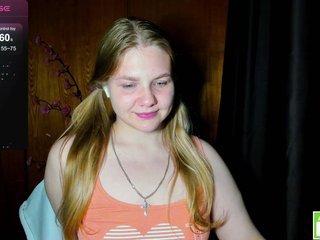 Emma-Frizea Porn Show