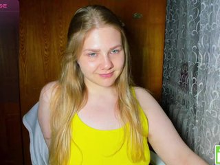 Emma-Frizea Porn Show