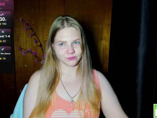 Emma-Frizea Porn Show