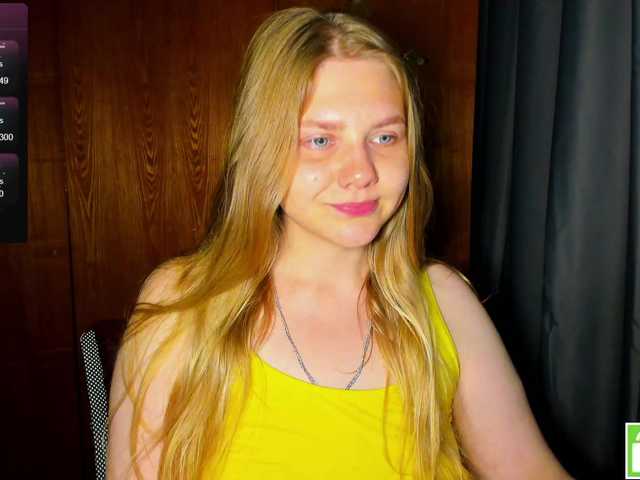 Emma-Frizea live webcam show