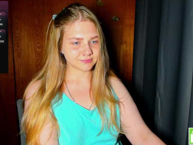 Emma-Frizea live webcam show