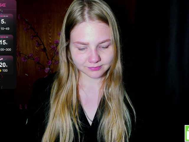 Emma-Frizea live cam on BongaCams