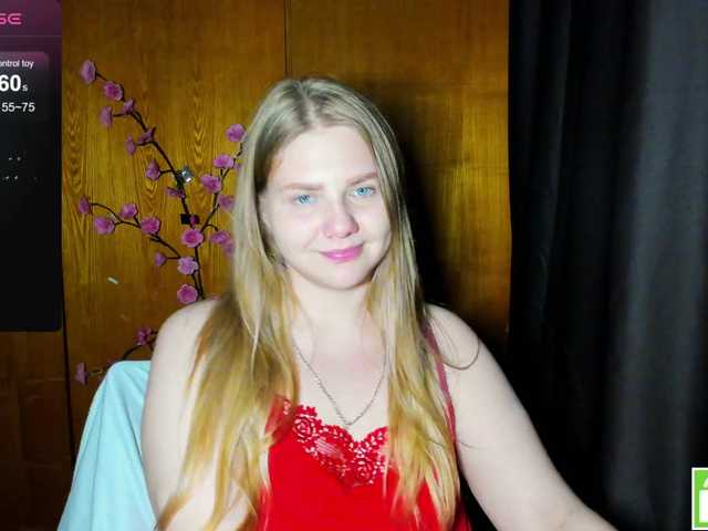 Emma-Frizea live cam on BongaCams