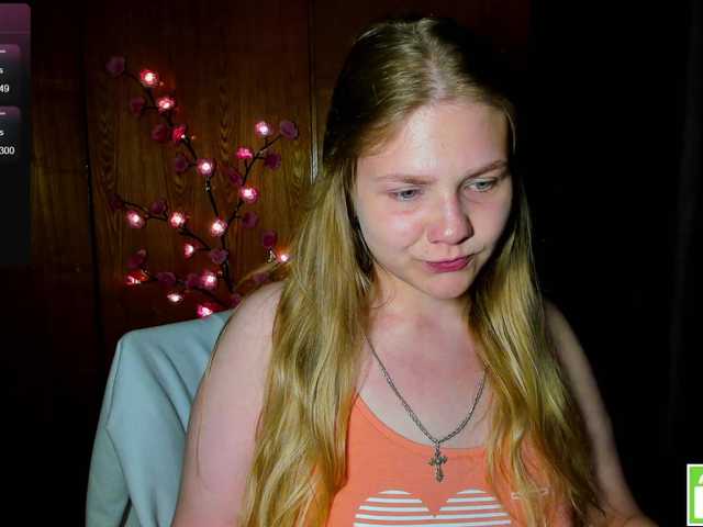 Emma-Frizea live webcam show