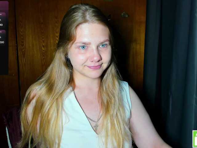 Emma-Frizea live webcam show