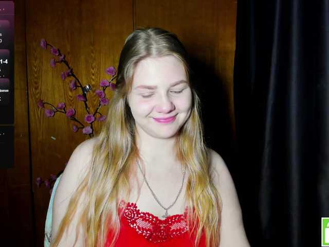 Emma-Frizea live cam on BongaCams