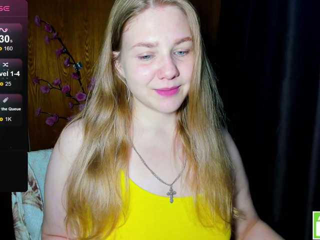 Emma-Frizea live cam on BongaCams