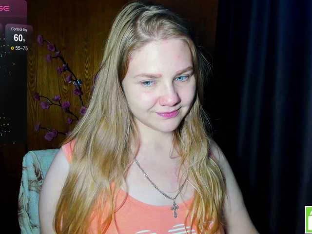 Emma-Frizea live cam preview