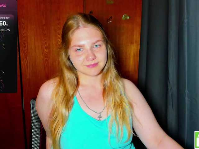 Emma-Frizea live webcam show