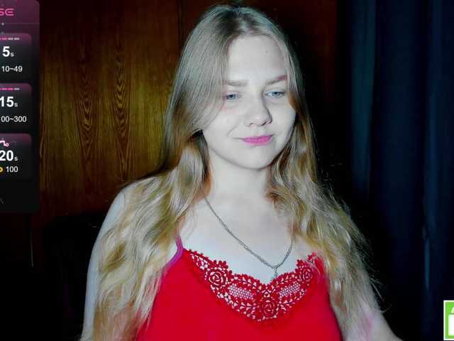 Emma-Frizea live webcam show