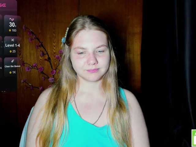 Emma-Frizea live cam