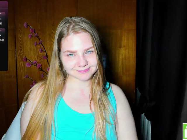 Emma-Frizea live cam on BongaCams