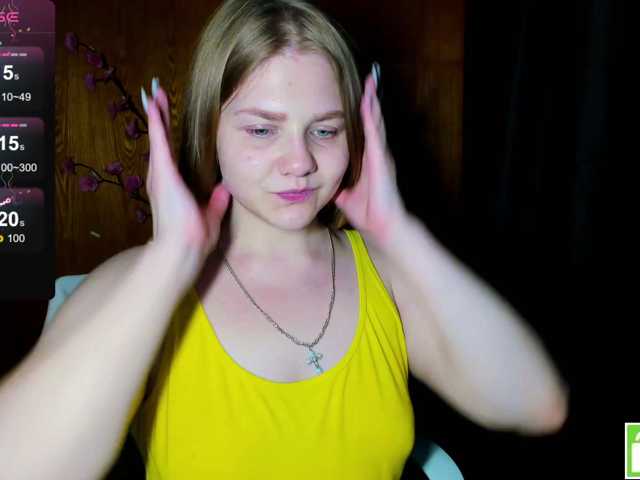 Emma-Frizea live cam on BongaCams