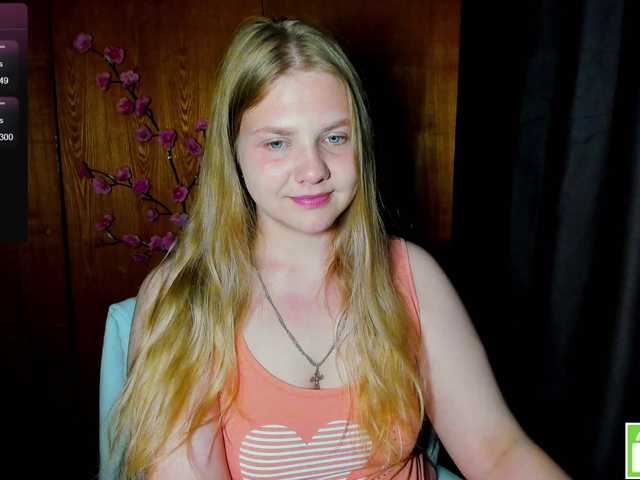 Emma-Frizea live webcam show