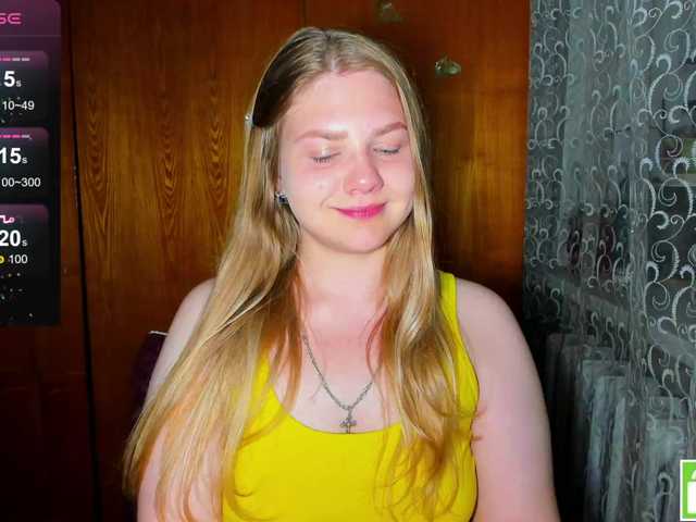 Emma-Frizea live webcam show
