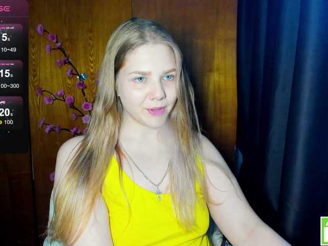Emma-Frizea live cam preview