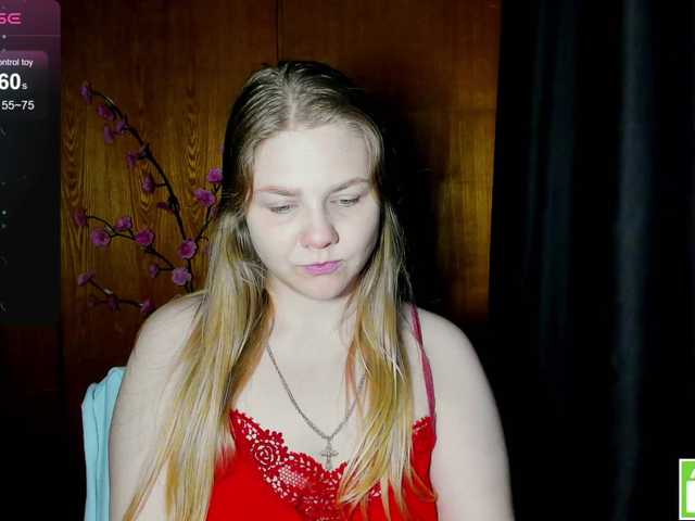 Emma-Frizea live cam on BongaCams