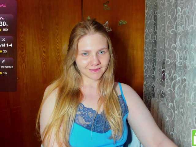 Emma-Frizea live cam on BongaCams