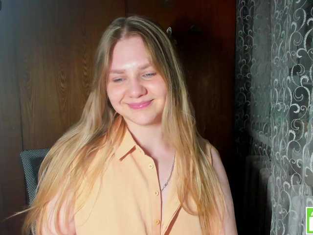 Emma-Frizea's BongaCams show and profile