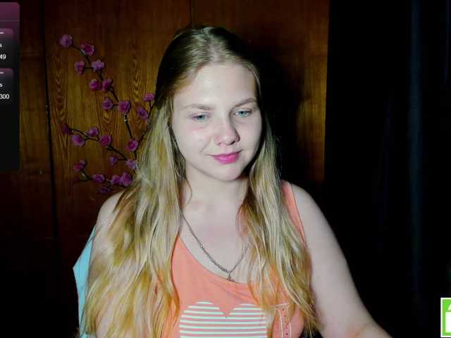 Emma-Frizea live webcam show