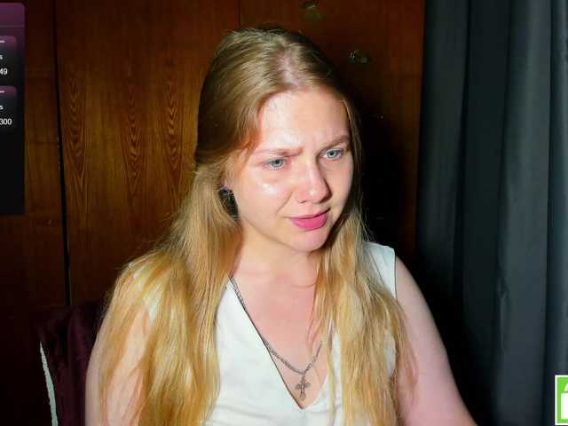 Emma-Frizea live webcam show