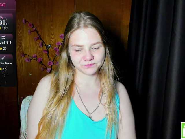 Emma-Frizea live cam on BongaCams
