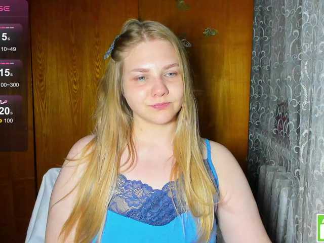 emma-frizea cam belle