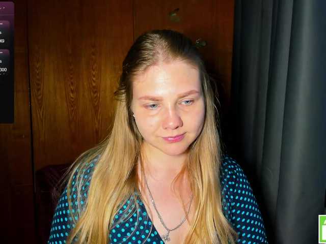 Emma-Frizea live cam