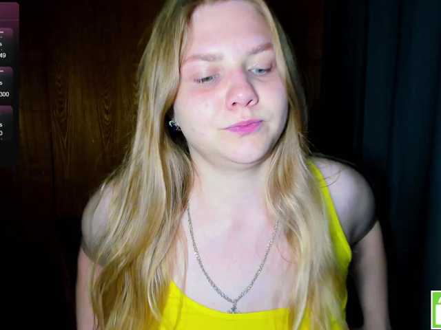 Emma-Frizea live webcam show