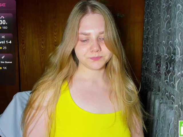 emma-frizea live sex show