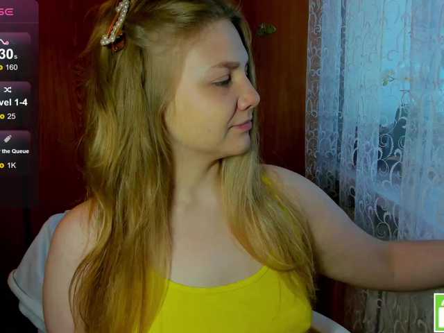 Emma-Frizea live cam on BongaCams