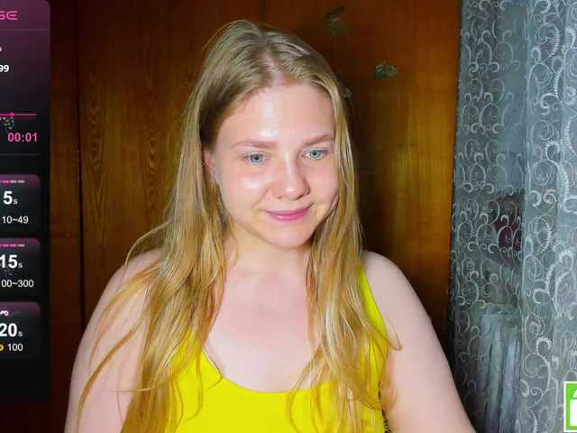 Emma-Frizea live cam