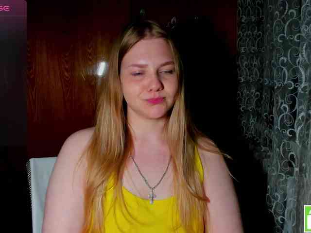 Emma-Frizea Live Webcam on BongaCams