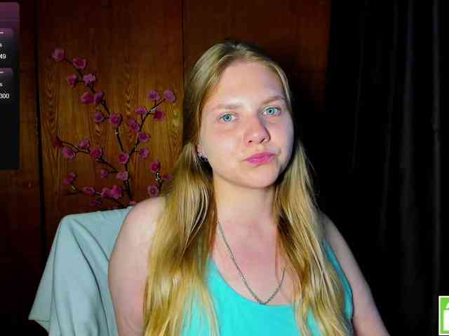 Emma-Frizea Live Webcam on BongaCams