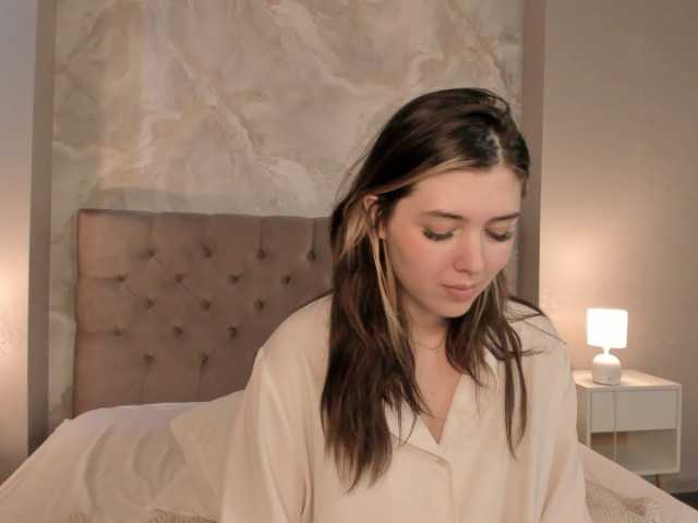 Vanessa-Walters's BongaCams show and profile