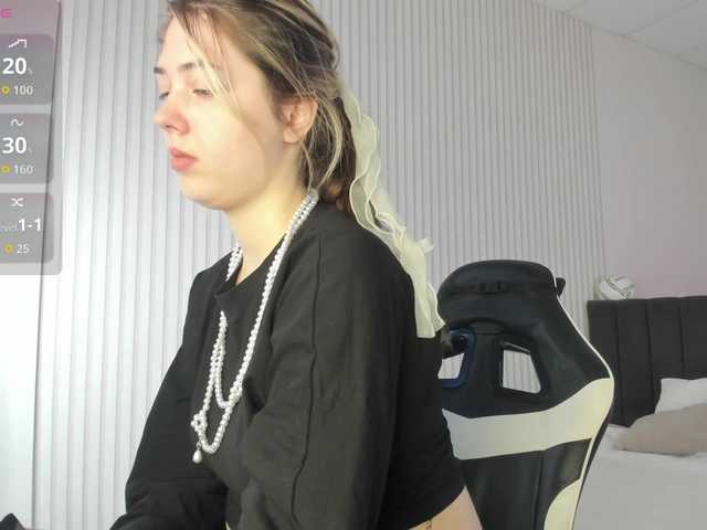 Vanessa-Walters live cam on BongaCams