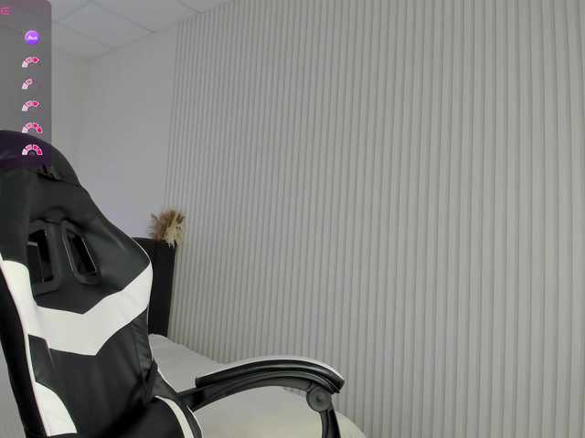 Vanessa-Walters live cam on BongaCams