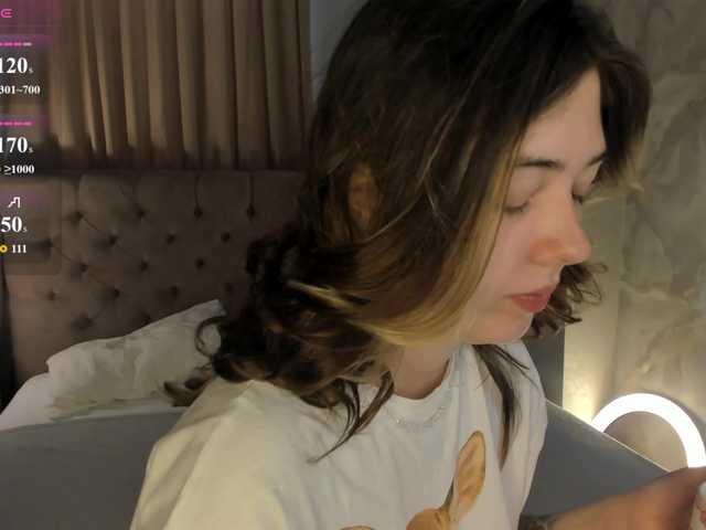 Vanessa-Walters live cam on BongaCams