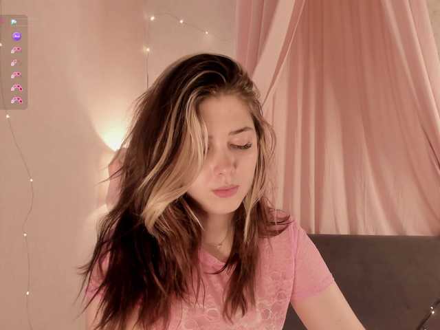 Vanessa-Walters's BongaCams show and profile