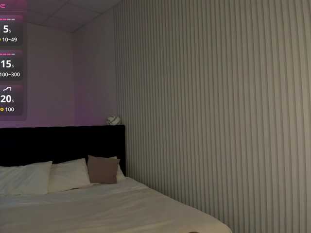 Vanessa-Walters live cam on BongaCams