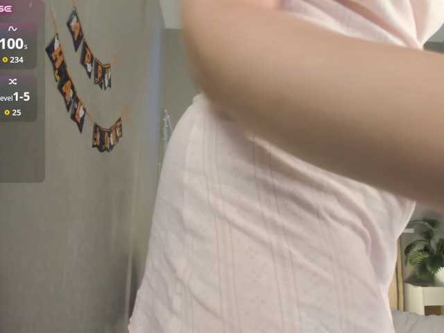 Vanessa-Walters live cam on BongaCams