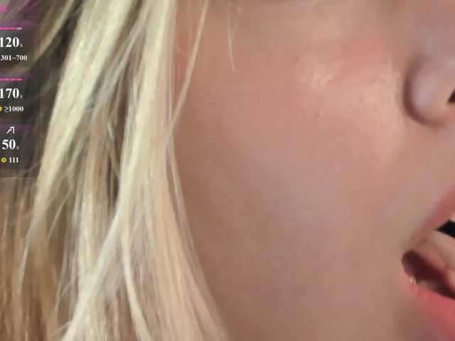 Vanessa-Walters live cam on BongaCams